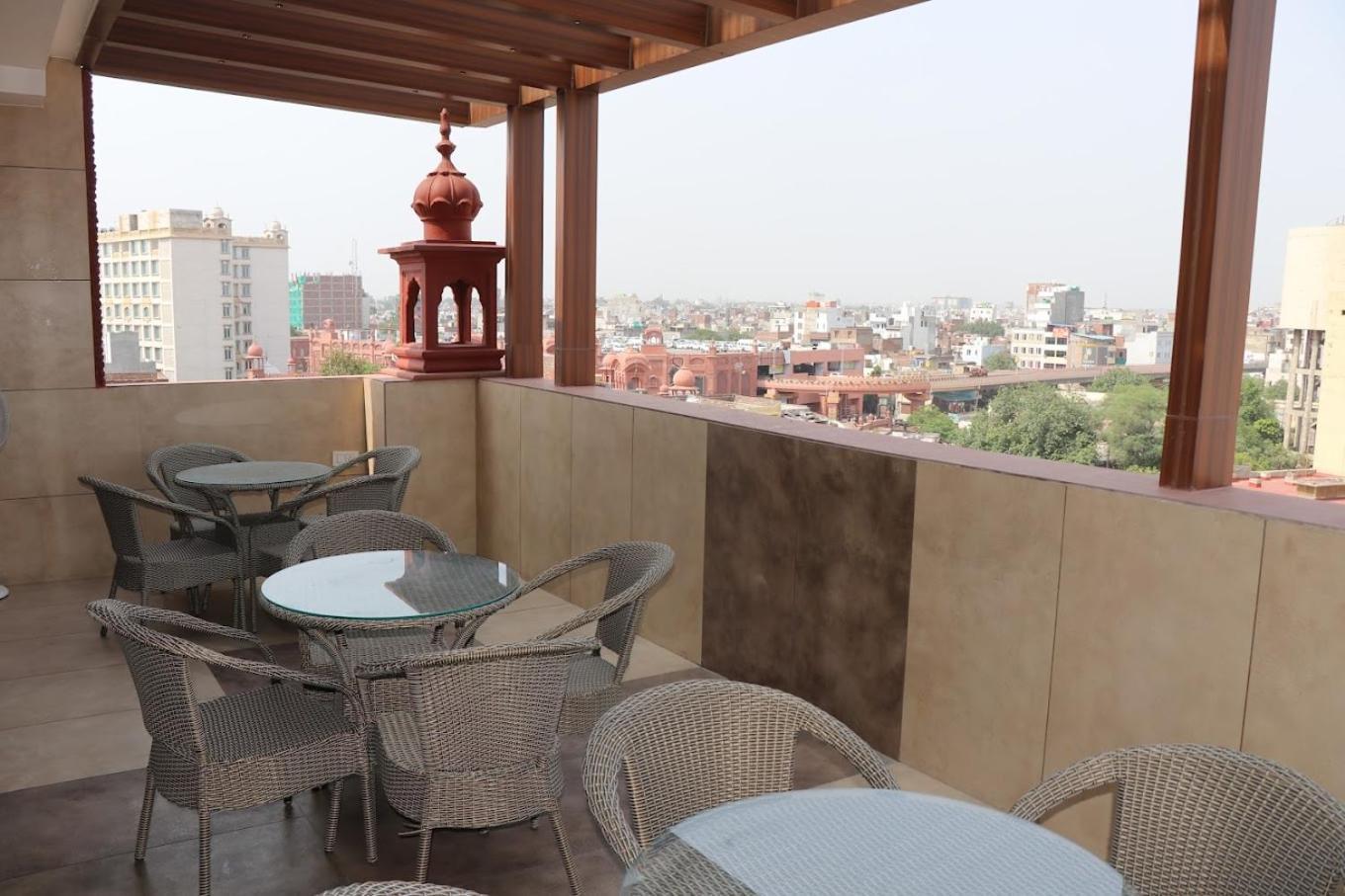 Hotel Rv Golden Amritsar Exterior photo